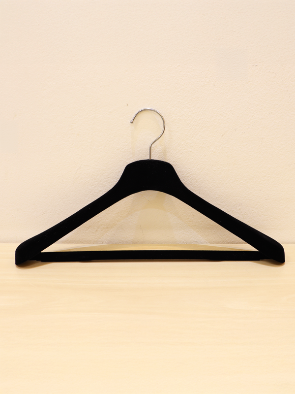 Cabide Terno Veludo Preto